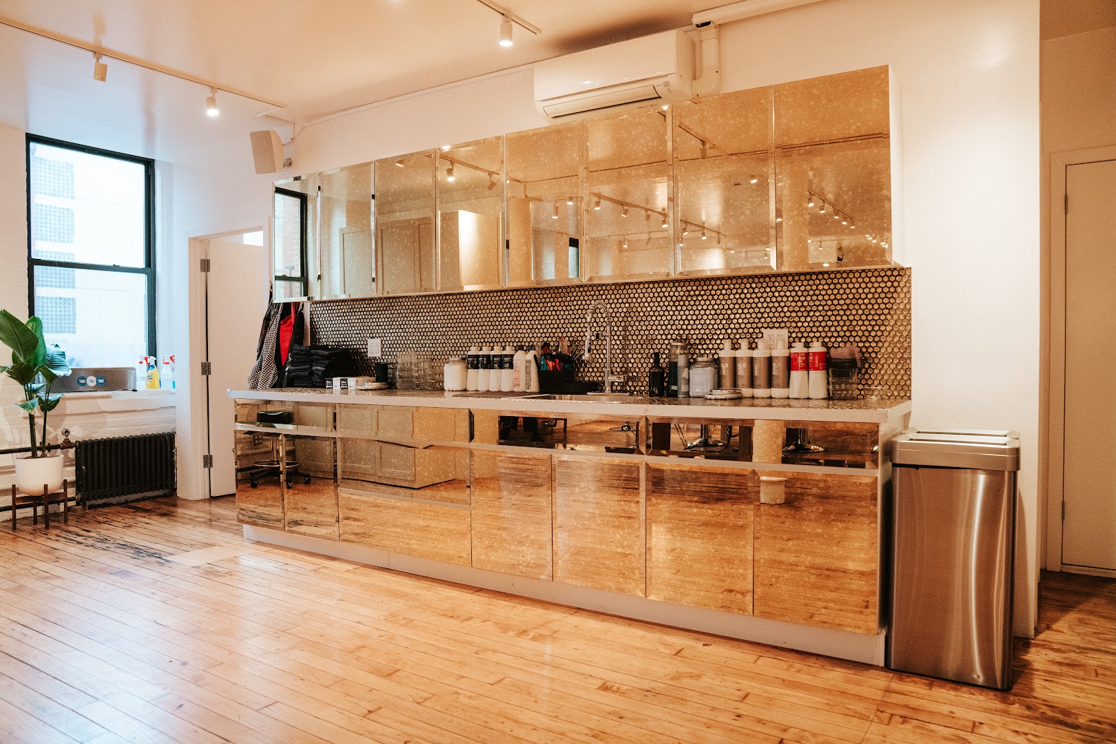 Beauty Supply — photo 8