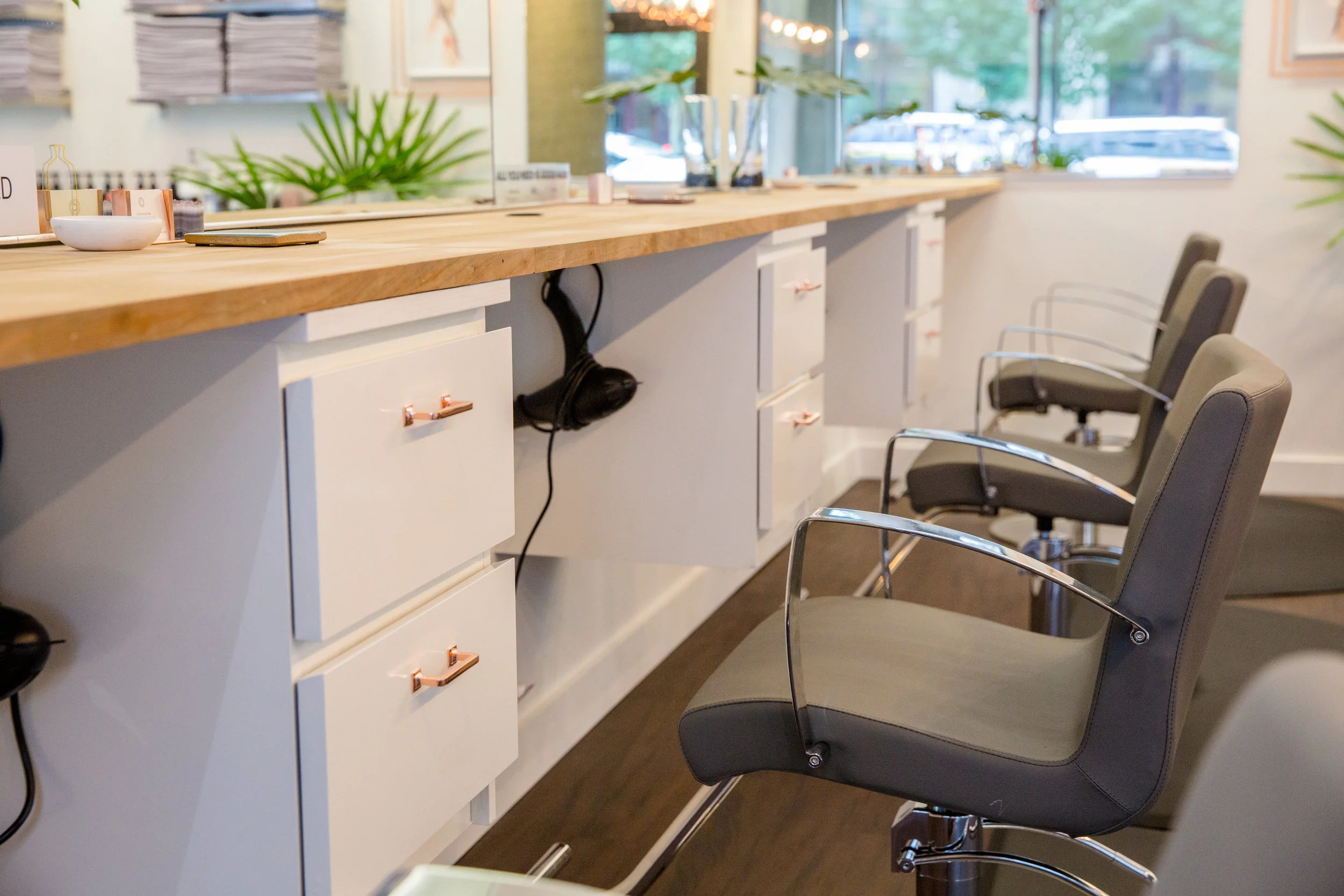 Charbon Salon — photo 3