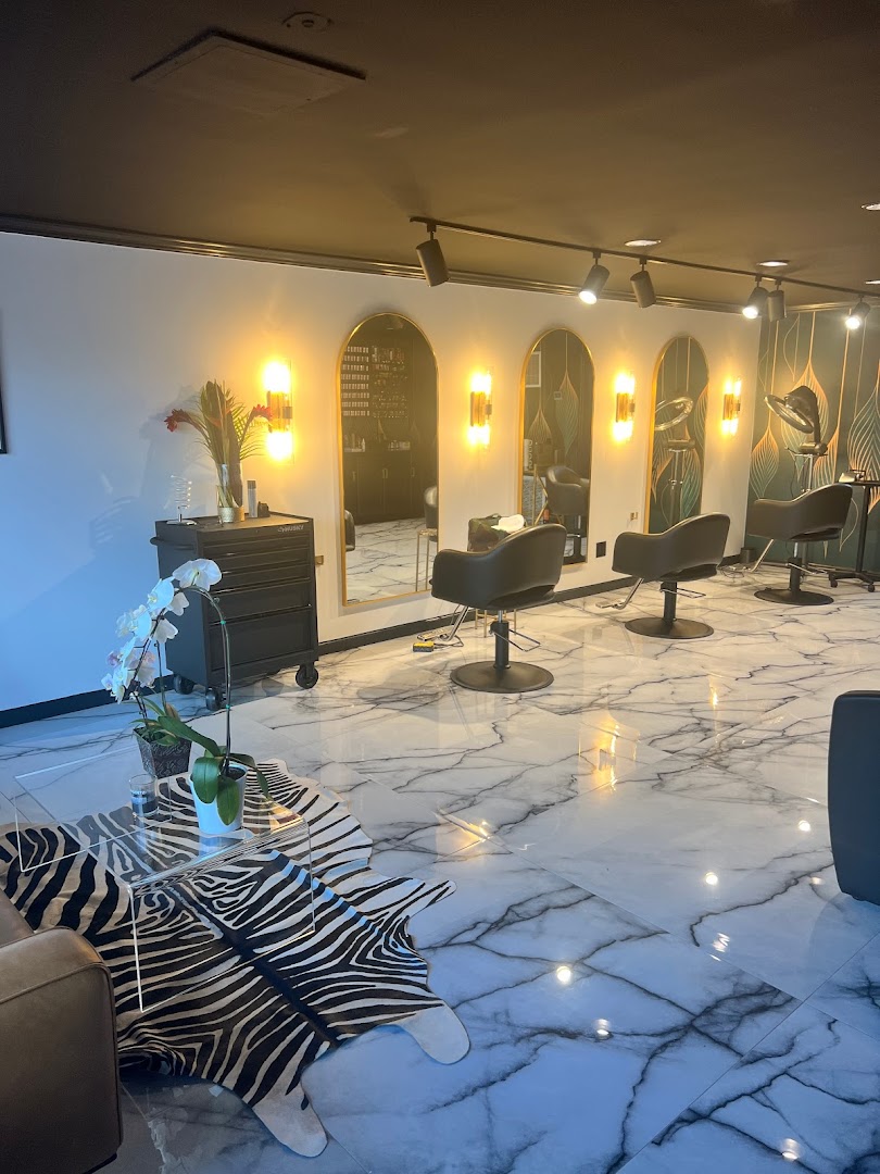 Christine Greenwood Salon — photo 3