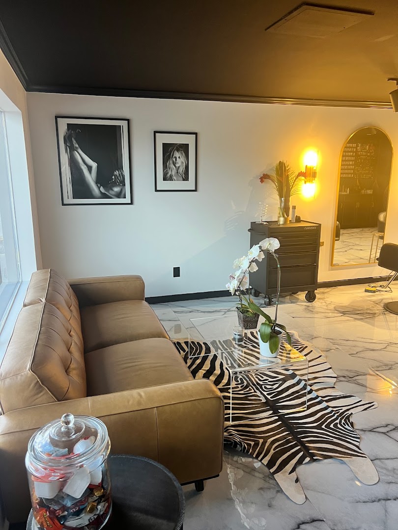 Christine Greenwood Salon — photo 2