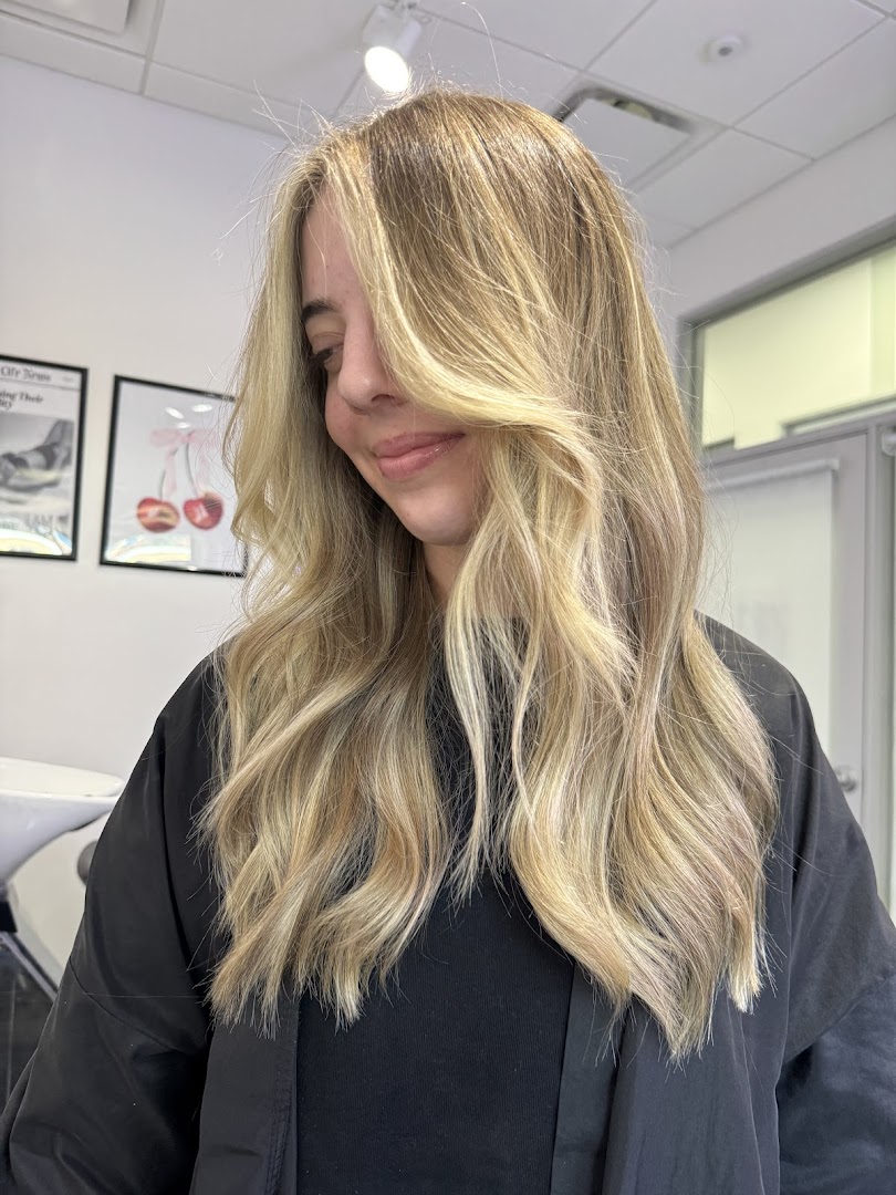 Ciara Ratkay Hair — photo 4