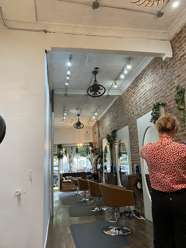 Exhibit Salon — photo 11