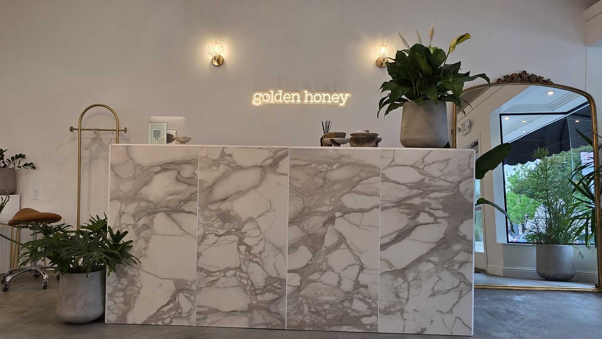 Golden Honey — photo 2