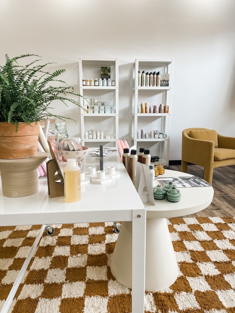 Golden Salon — photo 3