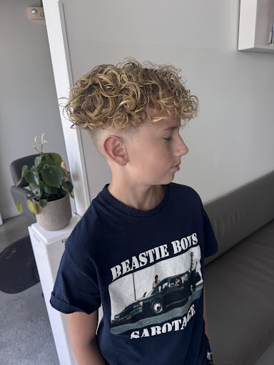 Jara Herron Salon Brookside — photo 6