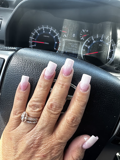 La Roux Salon and Spa — photo 11