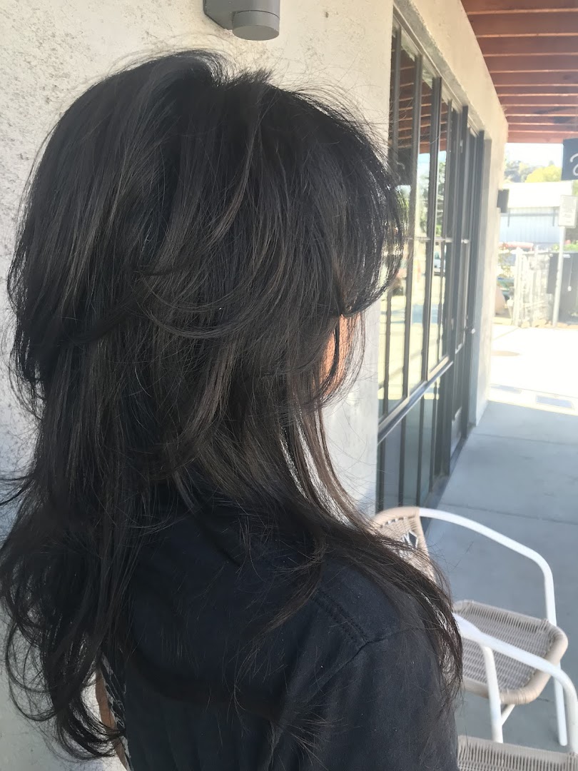 Lucas Salon — photo 1