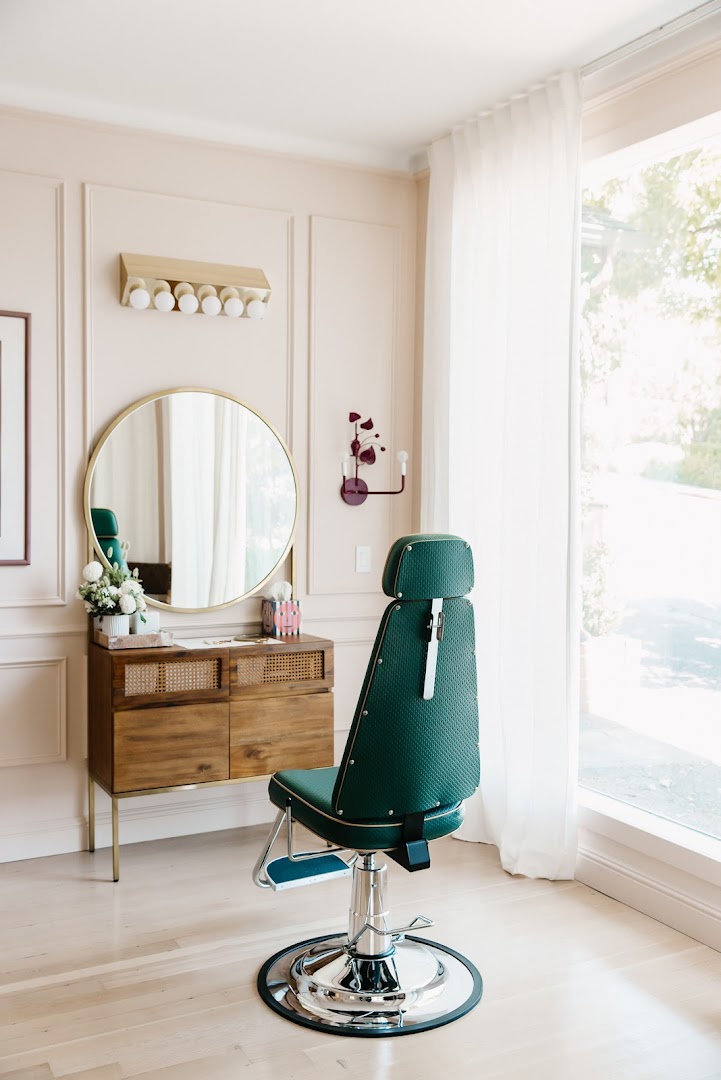Michelle Holmes Salon — photo 12