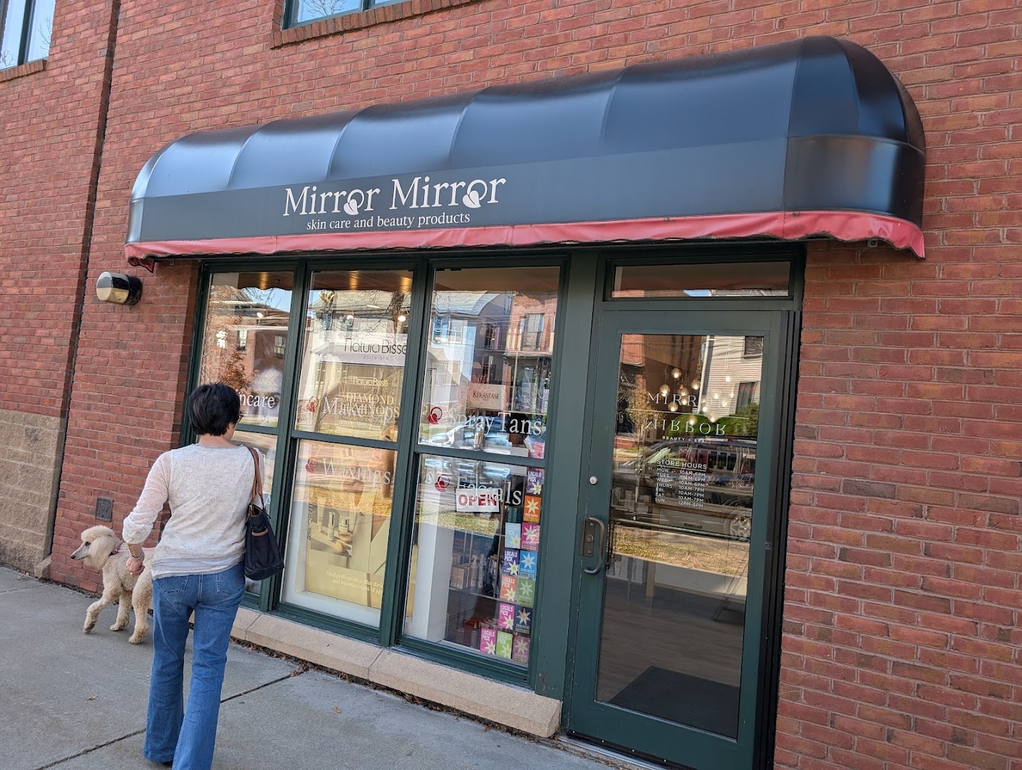 Mirror Mirror (Burlington) — photo 5