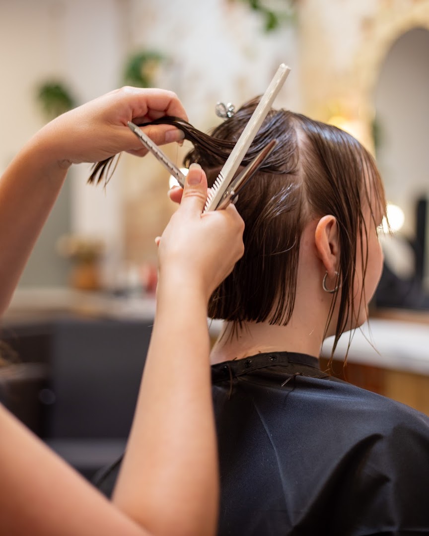 Onee Salon — photo 10