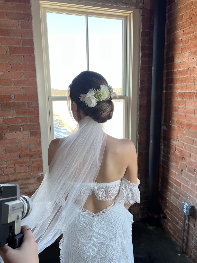 Pura Vida Salon — photo 2