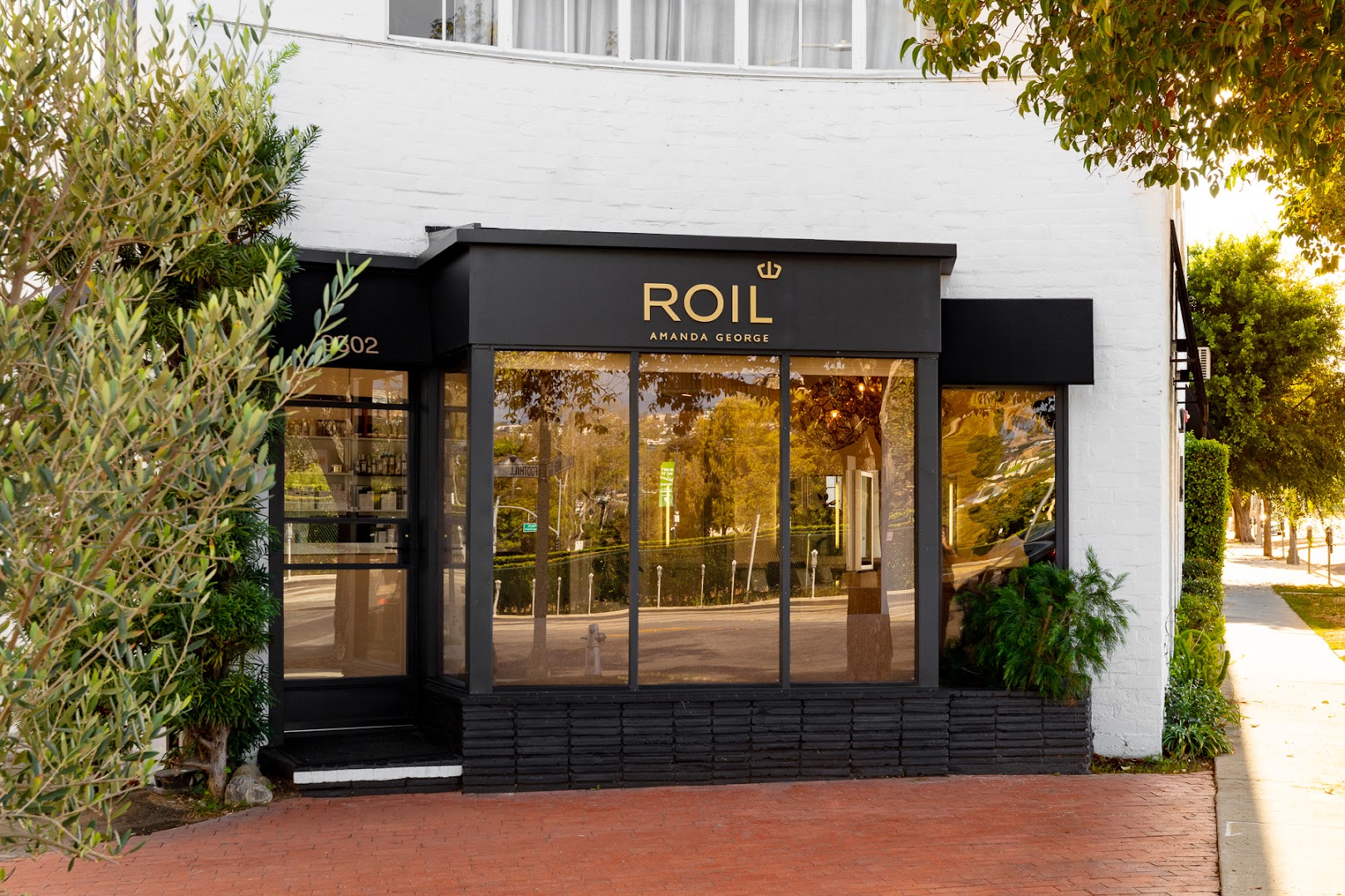 ROIL Salon — photo 9