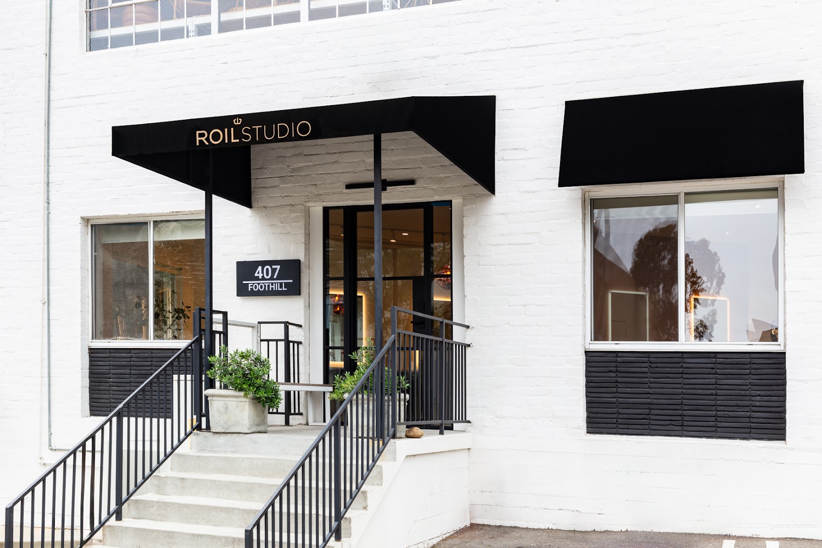 ROIL Salon — photo 1