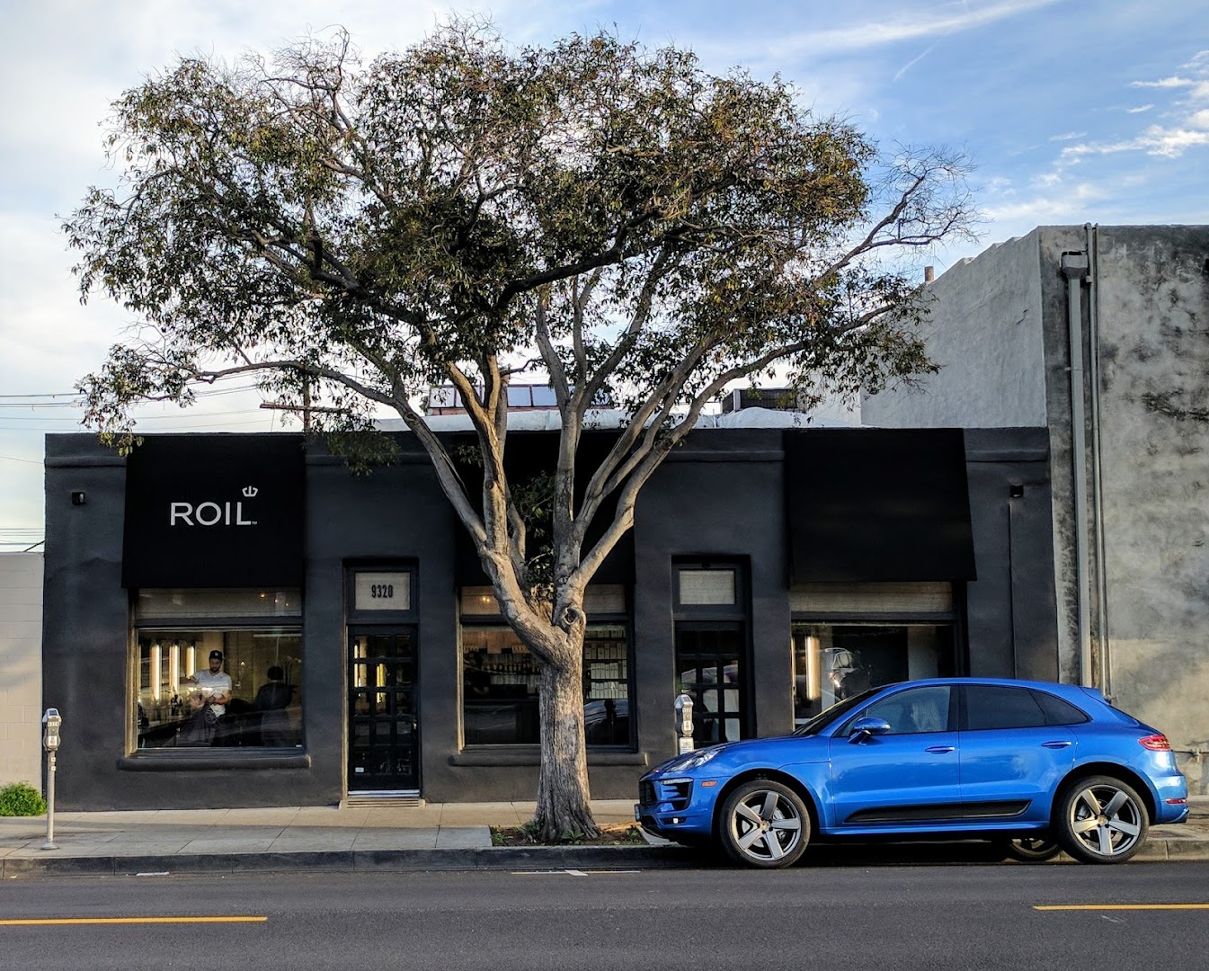 ROIL Salon — photo 12
