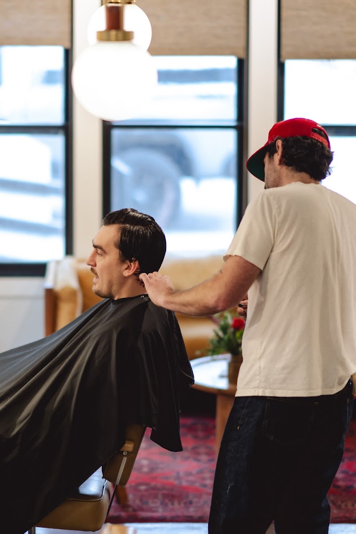 Salon June — photo 1