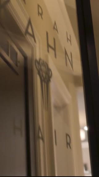 Sarah Kahn Hair — photo 12
