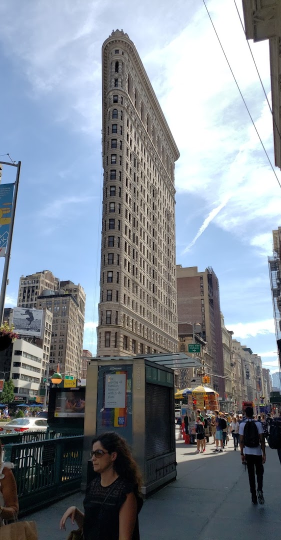 Spoke & Weal Flatiron — photo 3