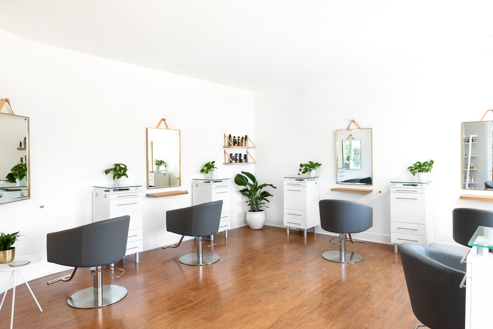Summerland Salon and Spa — photo 4
