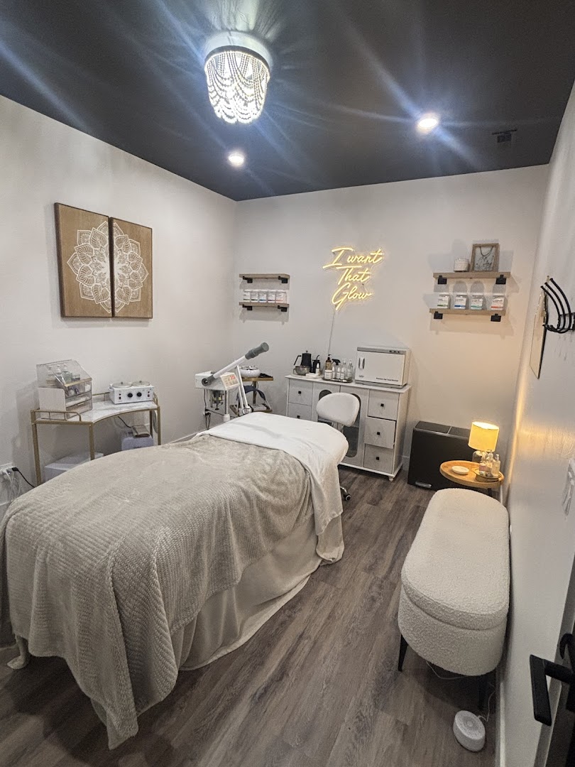 The Nook Salon — photo 6