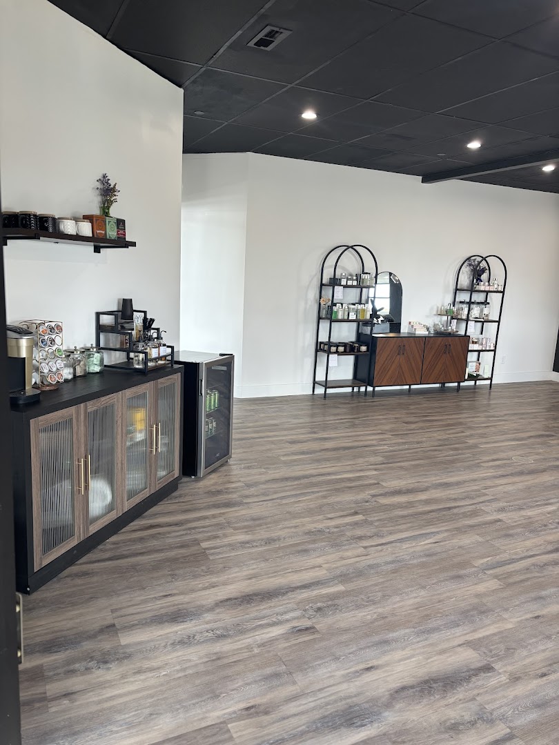 The Nook Salon — photo 1