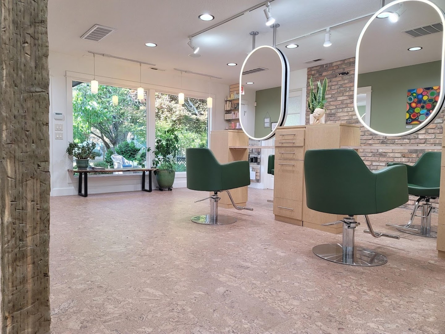 True Salon — photo 1